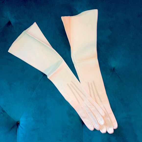 Long Flared leather Ivory Vintage Gloves - Picture 1 of 4
